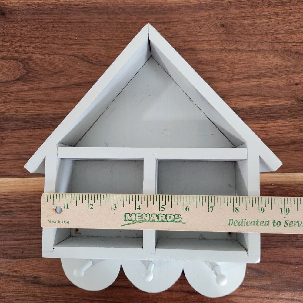 Vintage Wood House Shaped Wall Shelf Trinket Curio Cottagecore Decorative Hooks - Picture 11 of 13